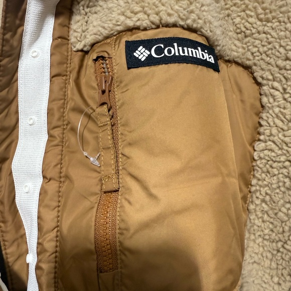 Columbia Tan and Cream Fleece Jacket - Picture 3 of 7